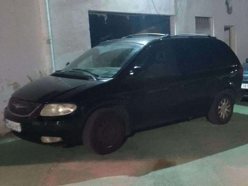 Chrysler Voyager 223.000 km 990 € Mannheim 68199