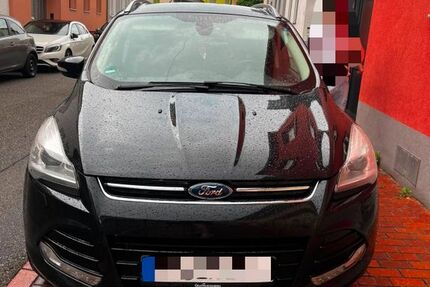 Ford Kuga 137.000 km 8.990 &euro; Philippsburg 76661