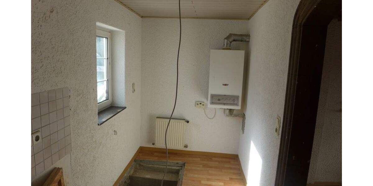 Mehrfamilienhaus, Wohnhaus Gernsheim - 5 Zimmer, 135 m&sup2;, 219.000&euro; | Angebot:25678855