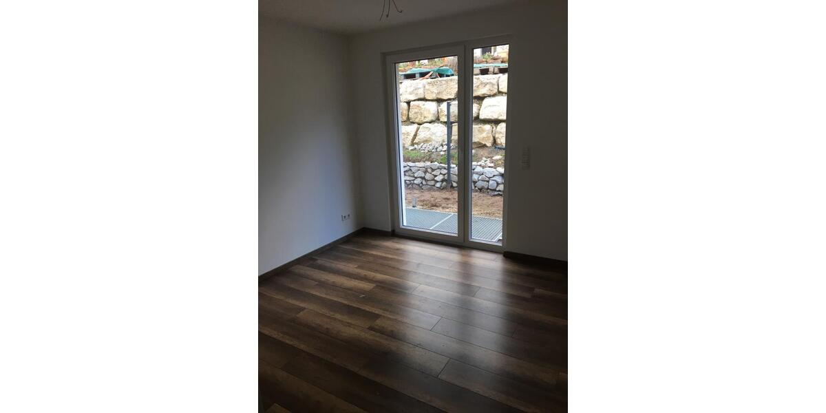 Moderne Doppelhaushälfte: Wohnen und Arbeiten mitten im Grünen 5 zimmer