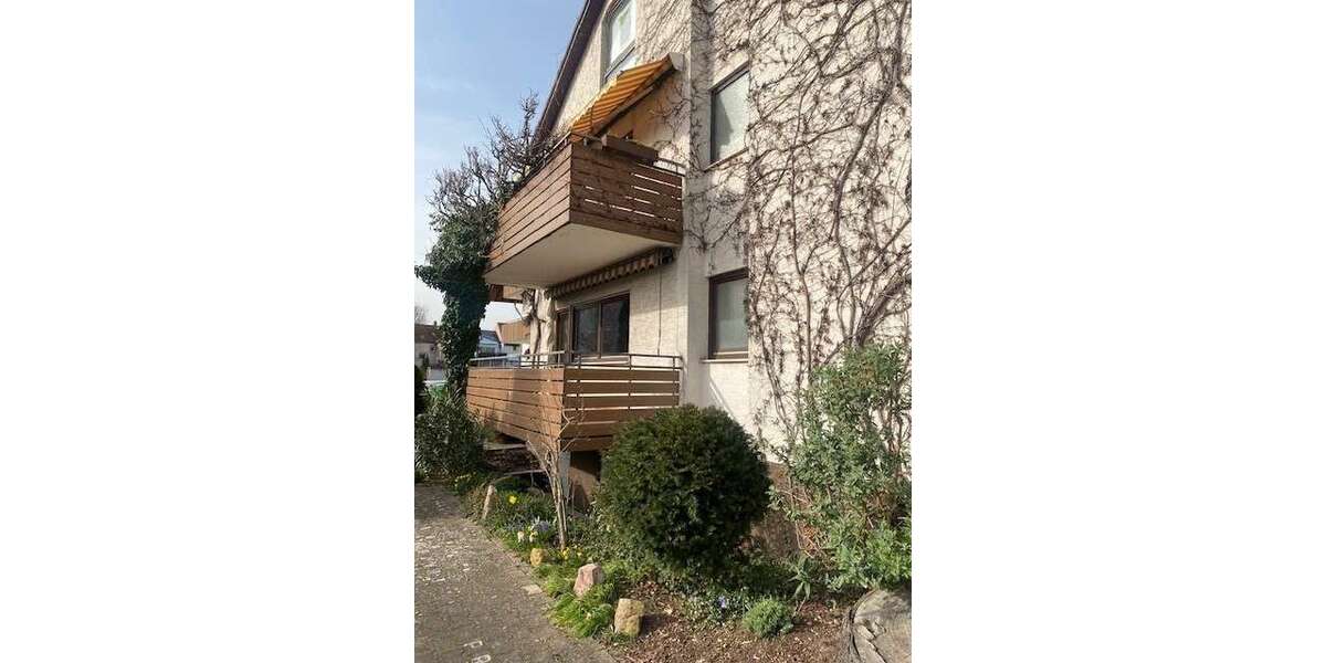 Etagenwohnung Brühl - 3 Zimmer, 99 m&sup2;, 230.000&euro; | Angebot:25404744