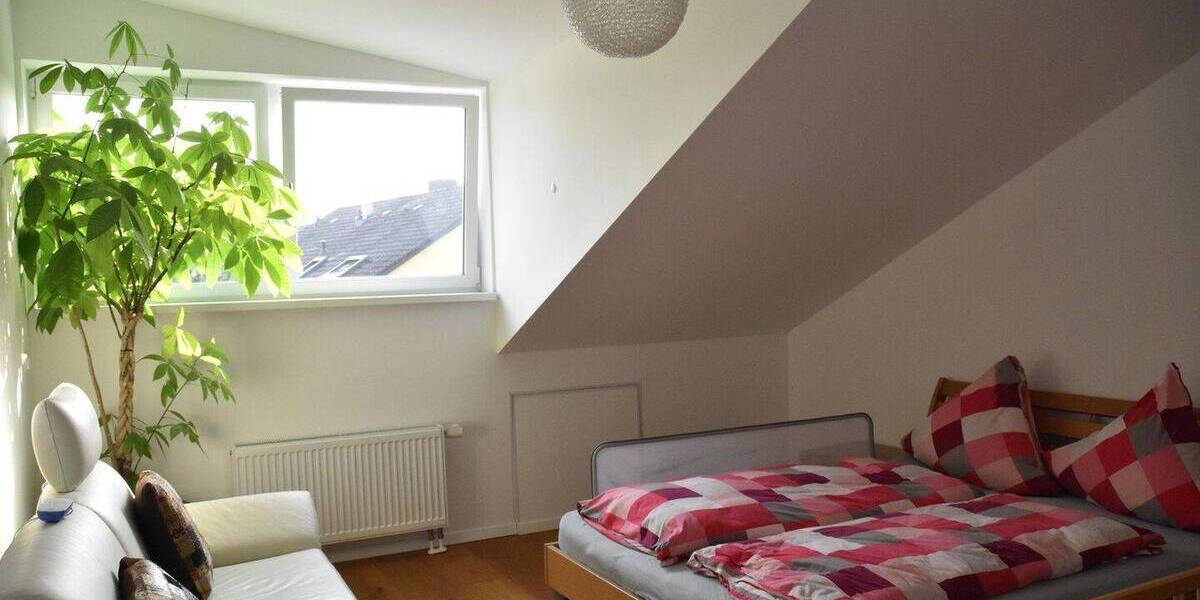 Etagenwohnung Heidelberg Rohrbach - 6 Zimmer, 145 m&sup2;, 2.950&euro; | Angebot:26926619