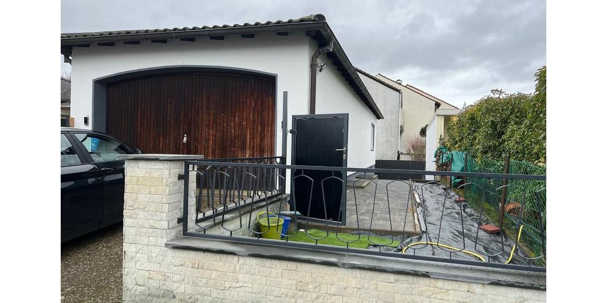 Etagenwohnung Ludwigshafen am Rhein Ludwigshafen-Oggersheim - 3 Zimmer, 127 m&sup2;, 1.100&euro; | Angebot:26224947