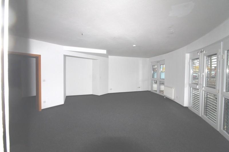 Erdgeschoßwohnung Viernheim - 4 Zimmer, 147 m&sup2;, 1.622&euro; | Angebot:24407457