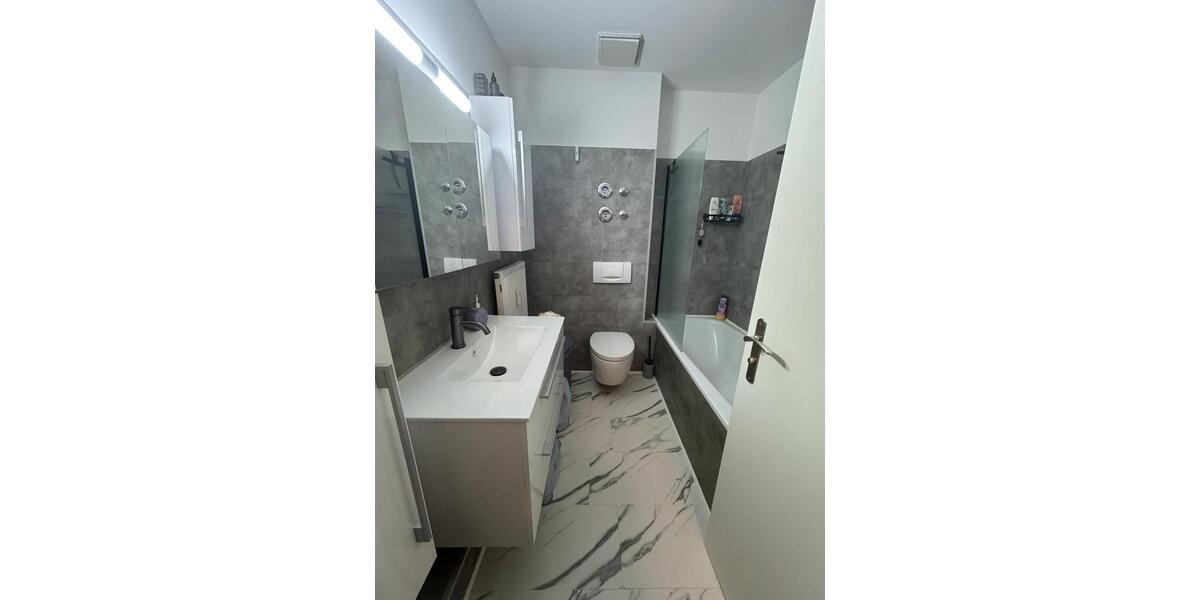 Etagenwohnung Hockenheim - 3 Zimmer, 65 m&sup2;, 190.000&euro; | Angebot:26186226