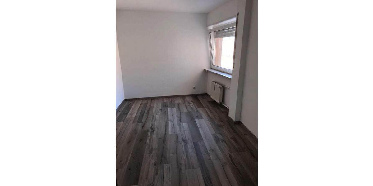 Etagenwohnung Mannheim Gartenstadt - 3 Zimmer, 75 m&sup2;, 1.467&euro; | Angebot:26234290