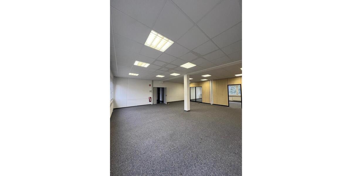 Gewerbeobjekt Sankt Leon-Rot Rot - 1.200&euro; | Angebot:23661702