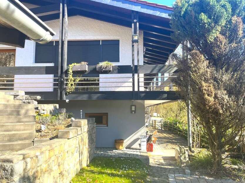 Haus zum Mieten in Bensheim Hochstädten 2.200 € 200 m²