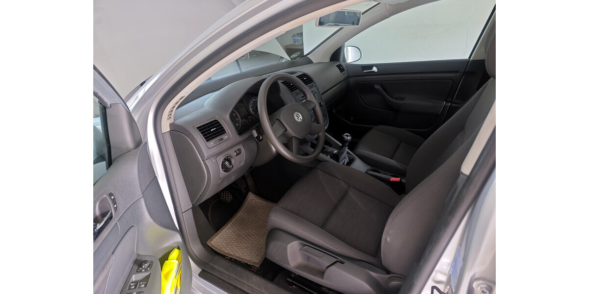 VW Golf V 25.139 km 12.443 &euro; Grünstadt 67269