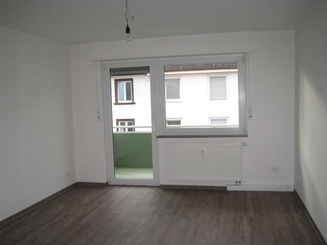 Etagenwohnung Mannheim Rheinau - 2 Zimmer, 65 m&sup2;, 815&euro; | Angebot:25881301