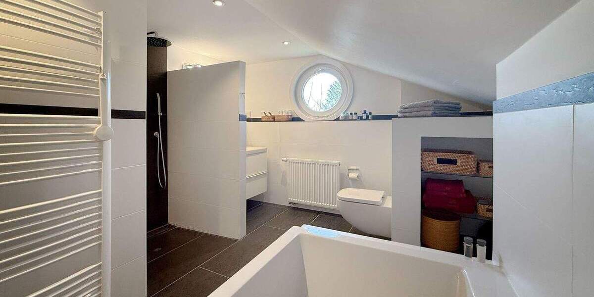 Einfamilienhaus Leimen - 5 Zimmer, 143 m&sup2;, 695.000&euro; | Angebot:25733939