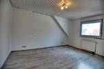 Etagenwohnung Mannheim Sandhofen - 6 Zimmer, 175 m&sup2;, 270.000&euro; | Angebot:26815840