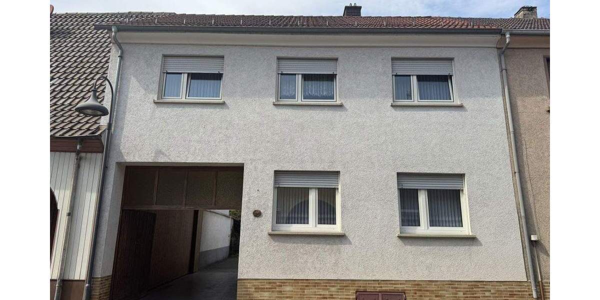 Charmantes Einfamilienhaus mit vielseitiger Scheune und historischem Flair in Philippsburg! 5 zimmer