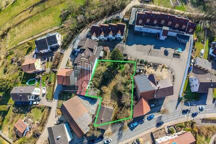 ATIK: Grundstück mit erteilter Baugenehmigung für ein 3 Parteien Mehrfamilienhaus + 5 Reihenhäuser - Grundstück Wiesenbach | Angebot:26267196