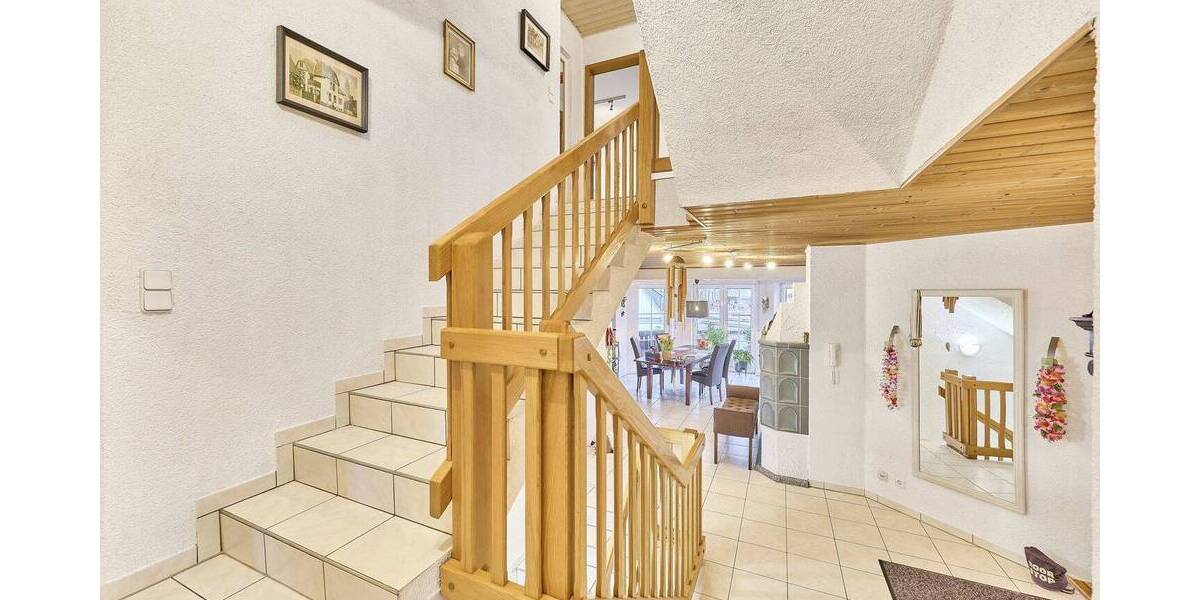 Einfamilienhaus Heppenheim Kirschhausen - 9 Zimmer, 294 m&sup2;, 749.000&euro; | Angebot:26043949