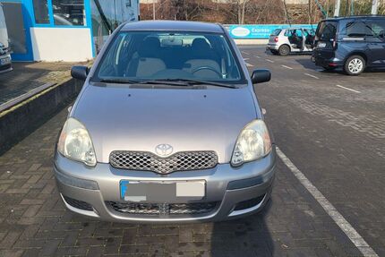 Toyota Yaris 75.000 km 3.200 € Mannheim 68169