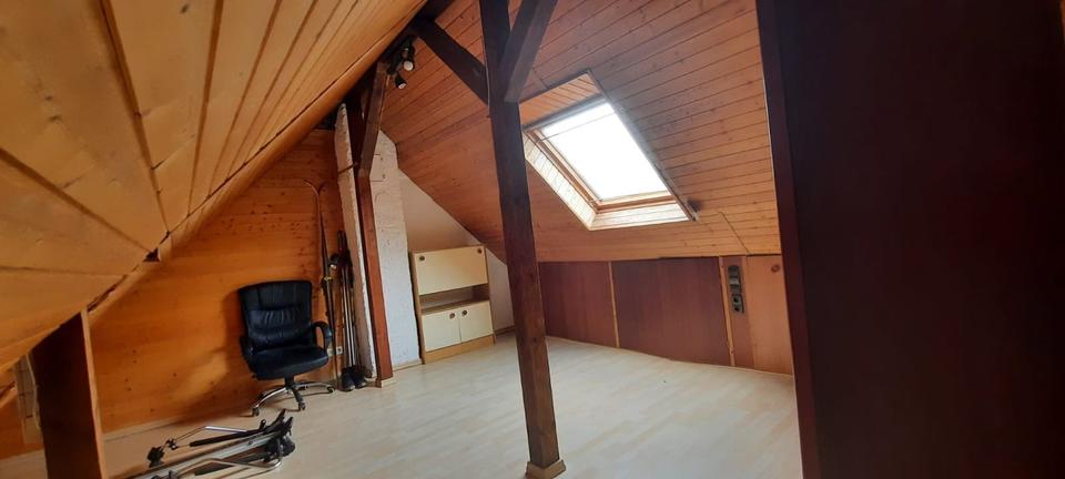 Reihenhaus in guter Lage in Weinheim zu verkaufen. 4 zimmer