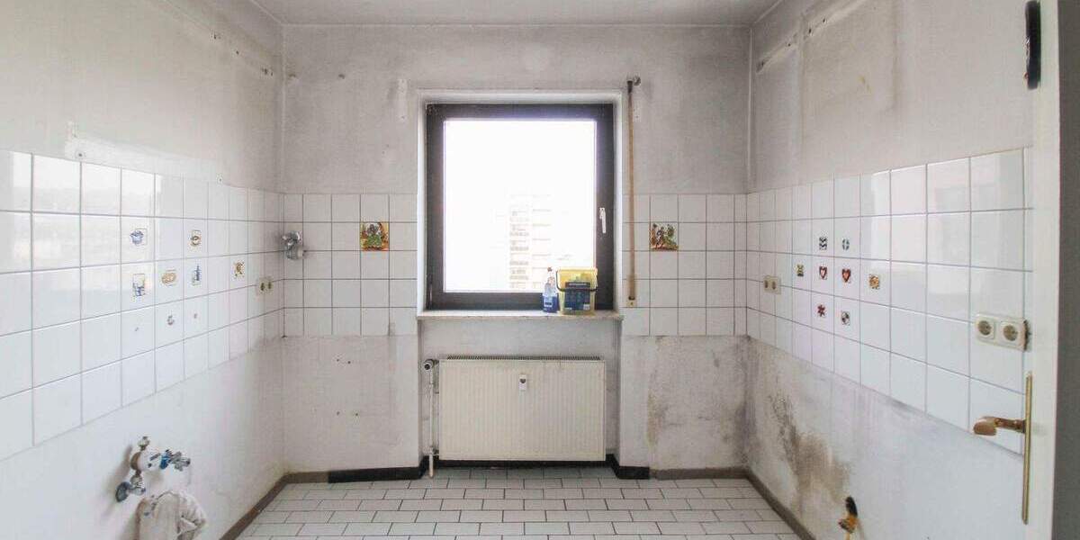 Für Tatkräftige: 3 Zimmer Wohnung mit 2 Balkone in Zwingenberg 3 zimmer