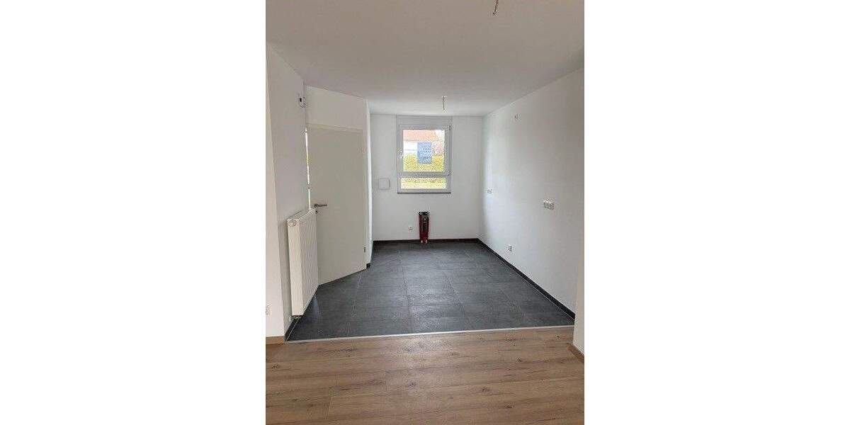 Doppelhaushälfte Biblis - 4 Zimmer, 116 m&sup2;, 1.624&euro; | Angebot:24971689