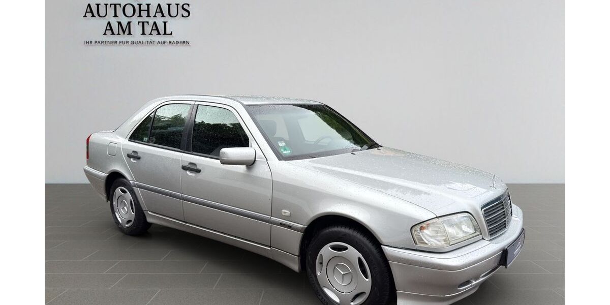 Mercedes-Benz C 180 95.100 km 4.990 &euro; Gorxheimertal 69517