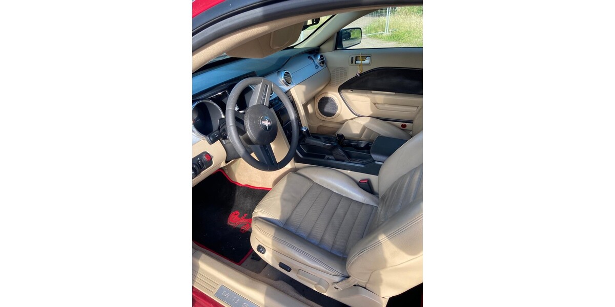 Ford Mustang 58.000 km 17.600 &euro; Mannheim 68159