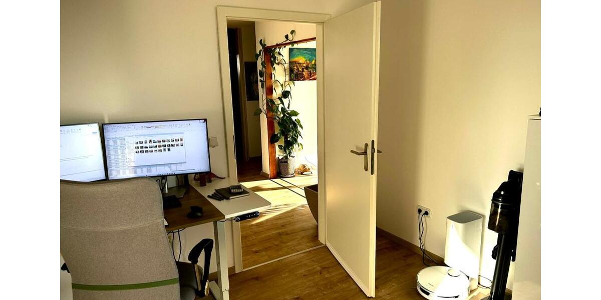 Etagenwohnung Ludwigshafen am Rhein - 4 Zimmer, 98 m&sup2;, 1.350&euro; | Angebot:25320406