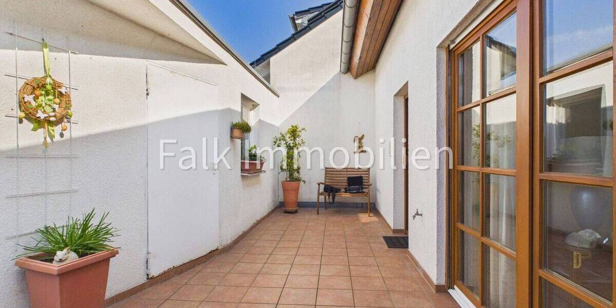 Mehrfamilienhaus, Wohnhaus Mannheim Gartenstadt - 7 Zimmer, 225 m&sup2;, 745.000&euro; | Angebot:26763879
