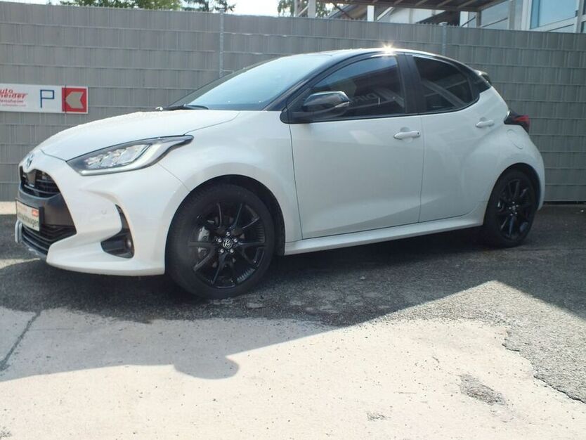 Yaris