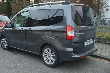 Ford Tourneo Courier 132.000 km 8.500 &euro; Mutterstadt 67112
