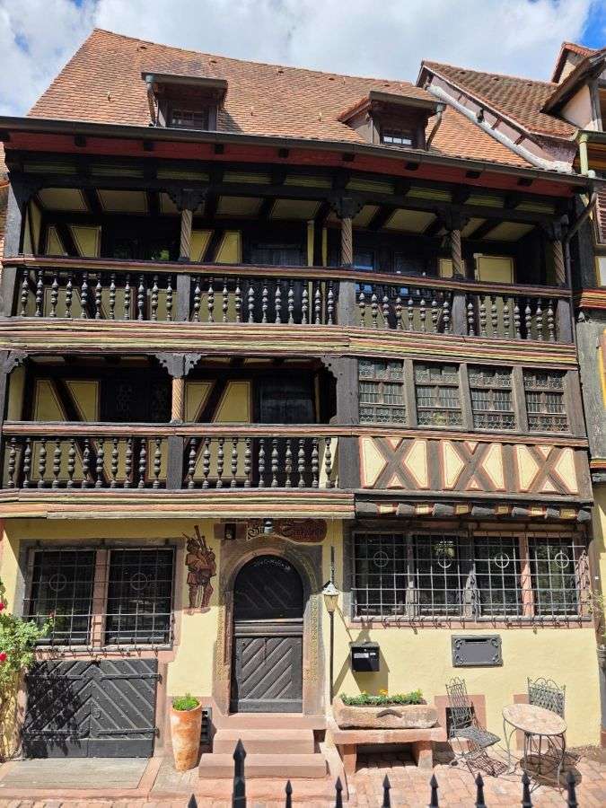 Haus zum Kaufen in Ladenburg 689.000 € 255 m²