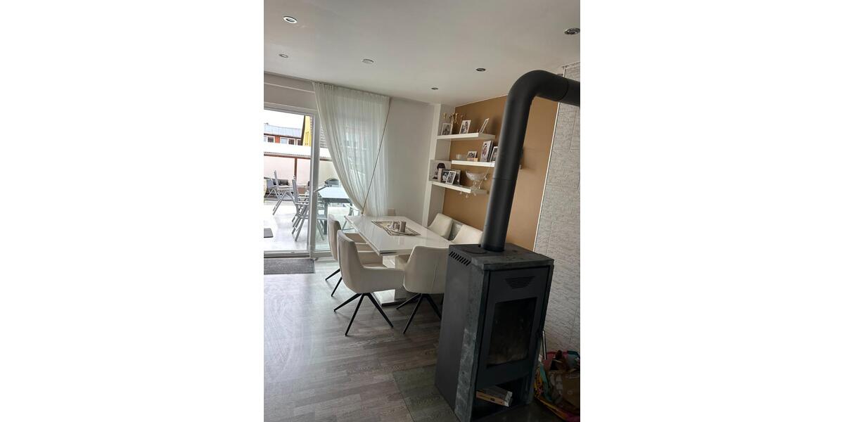 Maisonettenwohnung Mannheim Feudenheim - 5 Zimmer, 160 m&sup2;, 2.100&euro; | Angebot:24508281