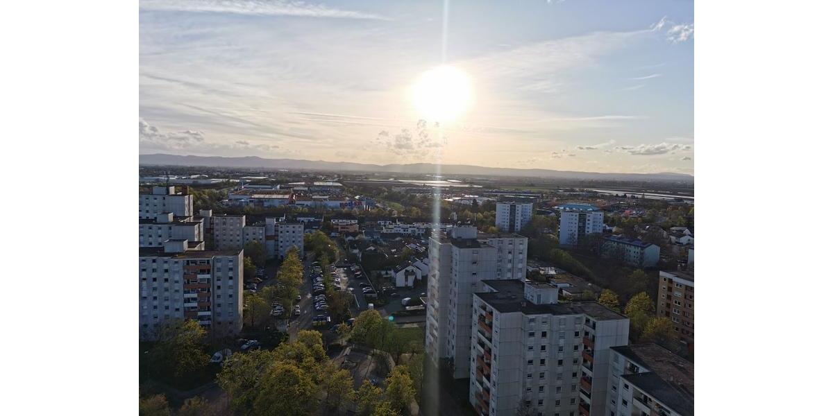 Etagenwohnung Ludwigshafen am Rhein Ludwigshafen-Oggersheim - 3 Zimmer, 82 m&sup2;, 900&euro; | Angebot:25099989