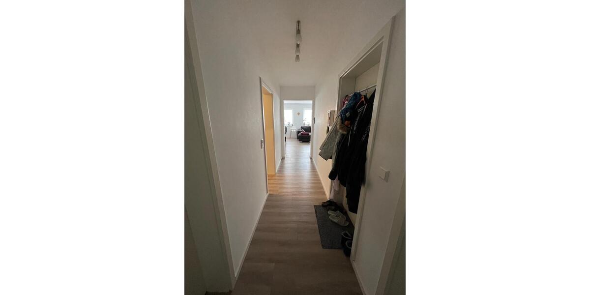 Erdgeschoßwohnung Haßloch - 2 Zimmer, 72 m&sup2;, 1.000&euro; | Angebot:24659066