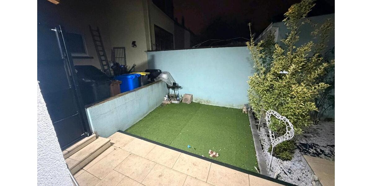 LU Friesenheim Mini-Haus 1 ZKB 28 qm mit Garten 1 zimmer