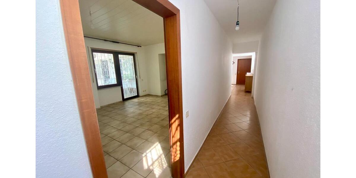 Mehrfamilienhaus, Wohnhaus Ludwigshafen am Rhein Edigheim - 9 Zimmer, 260 m&sup2;, 409.000&euro; | Angebot:26314529