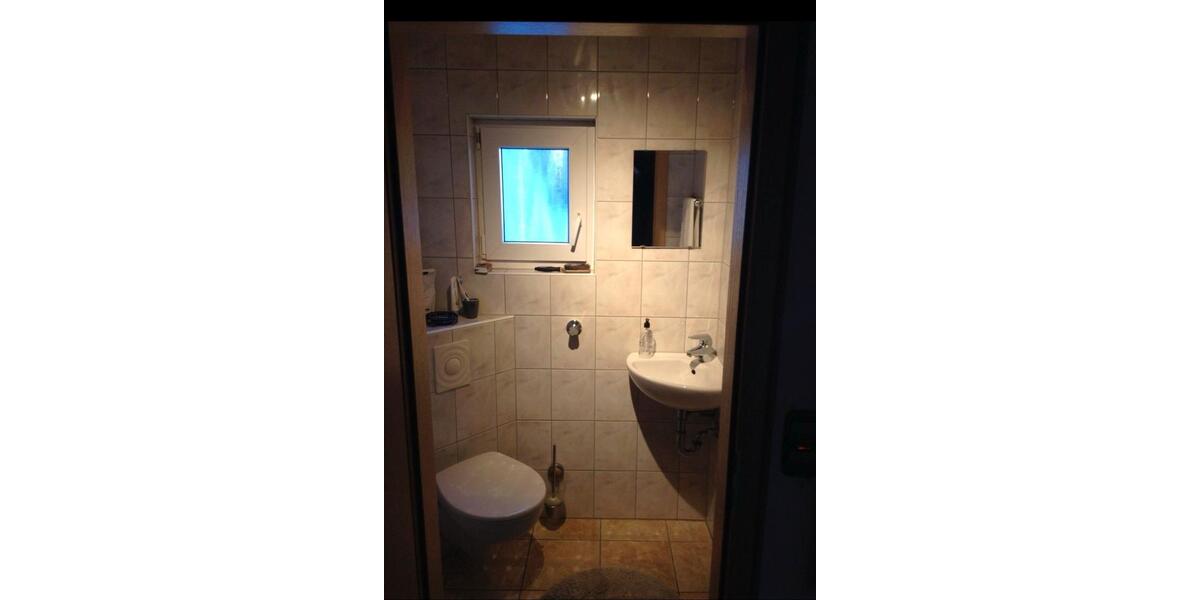 Einfamilienhaus Haßloch - 8 Zimmer, 180 m&sup2;, 280.000&euro; | Angebot:23163896