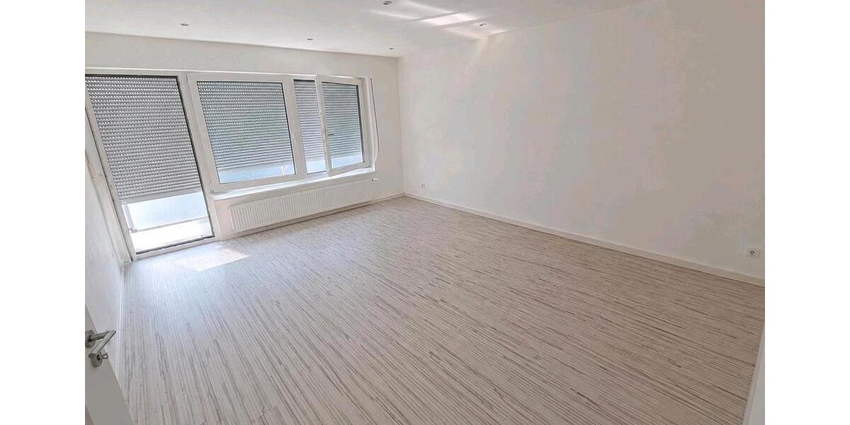 Etagenwohnung Hockenheim - 3 Zimmer, 74 m&sup2;, 270.000&euro; | Angebot:27019407