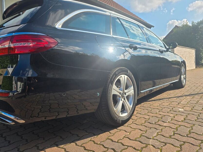 Mercedes-Benz E 220 78.000 km 26.260 € Lambsheim 67245