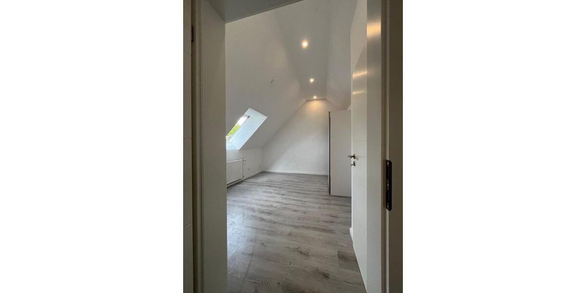 Maisonettenwohnung Ludwigshafen am Rhein Ludwigshafen-Hemshof - 4 Zimmer, 100 m&sup2;, 1.300&euro; | Angebot:25397525