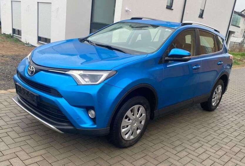 RAV 4