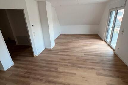 Wohnung Bürstadt - 4 Zimmer, 100 m&sup2;, 1.200&euro; | Angebot:25351558