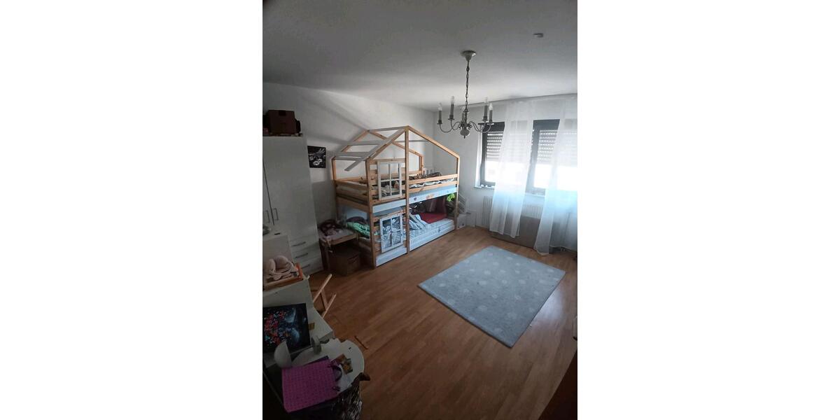 Etagenwohnung Schwetzingen - 3 Zimmer, 83 m&sup2;, 1.000&euro; | Angebot:26267593