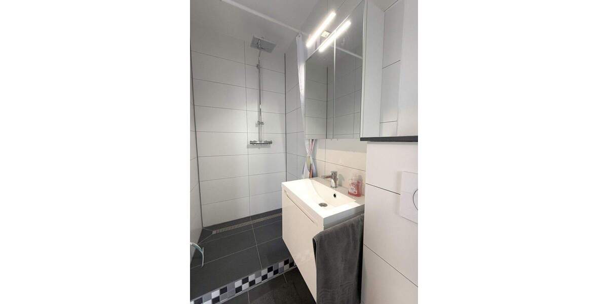 Reihenmittelhaus Ludwigshafen am Rhein Oppau - 7 Zimmer, 163 m&sup2;, 399.000&euro; | Angebot:25877463