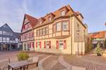 Historisches Fachwerk trifft modernes Wohngefühl mit Terrasse und Garten! 8 zimmer