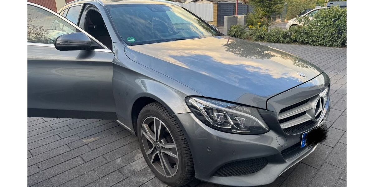 Mercedes-Benz C 250 321.220 km 9.750 &euro; worms 67547