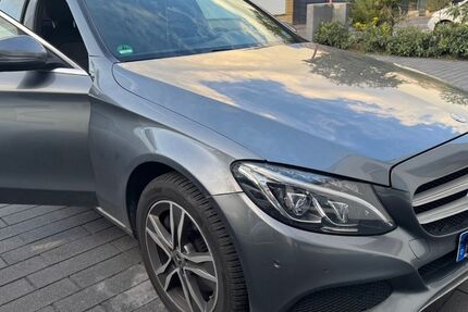 Mercedes-Benz C 250 321.220 km 9.900 &euro; worms 67547
