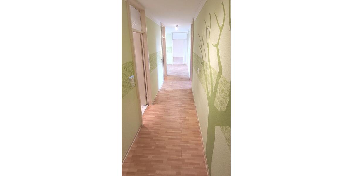 Etagenwohnung Ludwigshafen am Rhein Edigheim - 4.5 Zimmer, 100 m&sup2;, 215.000&euro; | Angebot:26047095