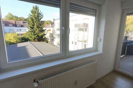 Wohnung Ludwigshafen Parkinsel - 3 Zimmer, 72 m&sup2;, 750&euro; | Angebot:27513962