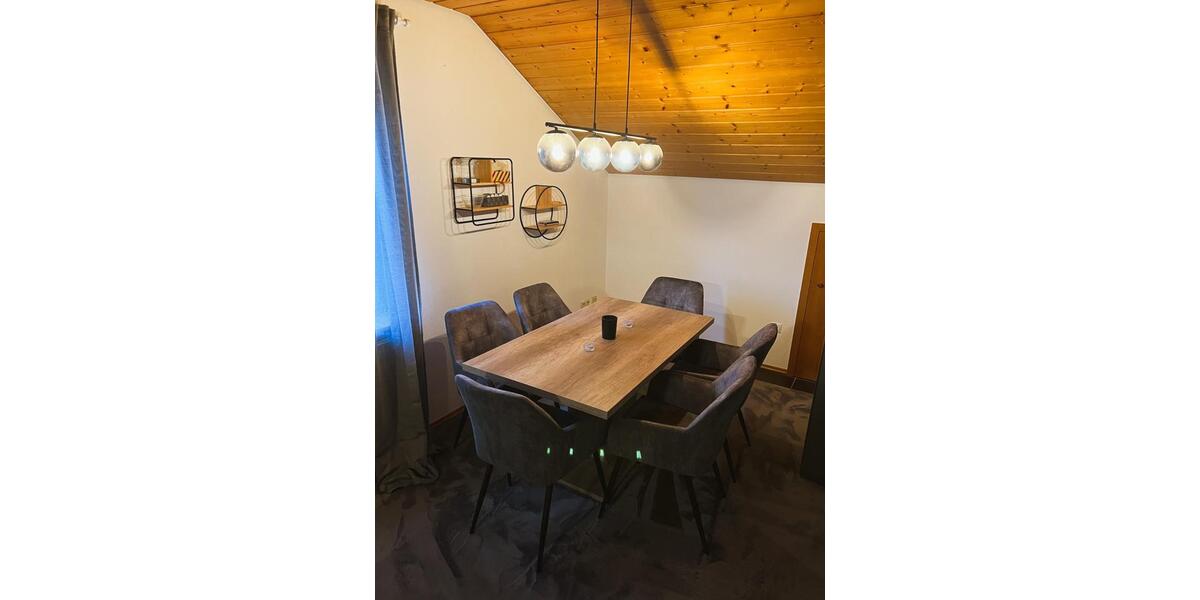 Dachgeschoßwohnung Ludwigshafen am Rhein Rheingönheim - 3 Zimmer, 75 m&sup2;, 900&euro; | Angebot:24563094