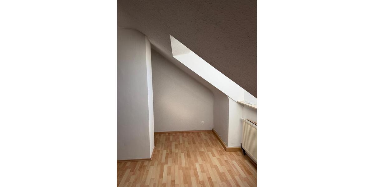 Dachgeschoßwohnung Mannheim Rheinau - 3 Zimmer, 70 m&sup2;, 800&euro; | Angebot:26699166